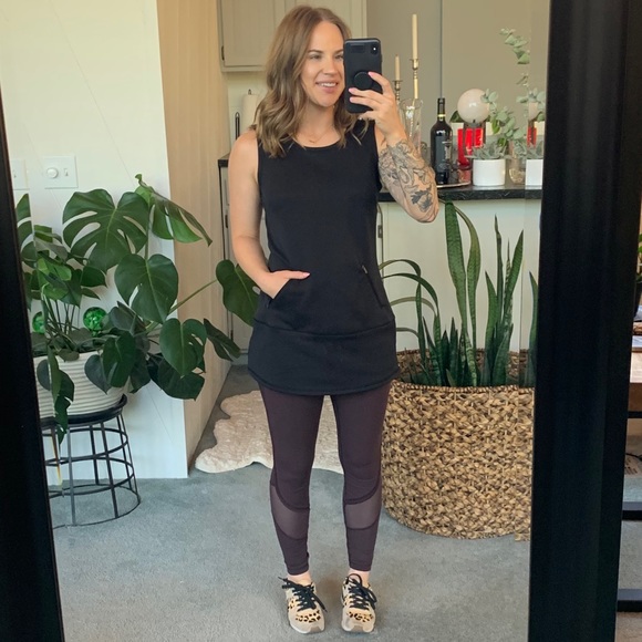 Athleta Tops - Athleta Black Tech Sleeveless Tunic